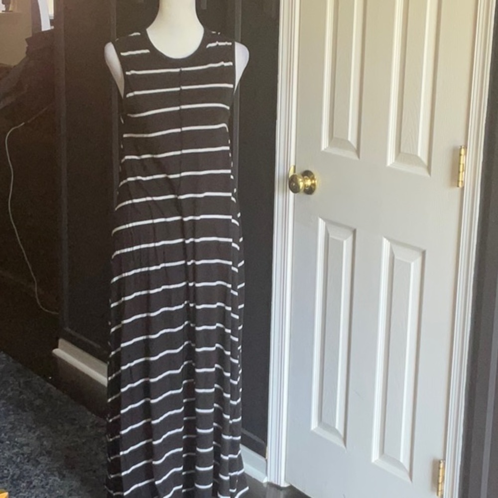 Zara Gray and White Sleeveless Sundress